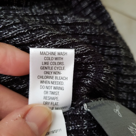 DANA BUCHMAN Black/ Silver Pull over sweater - Picture 7 of 7